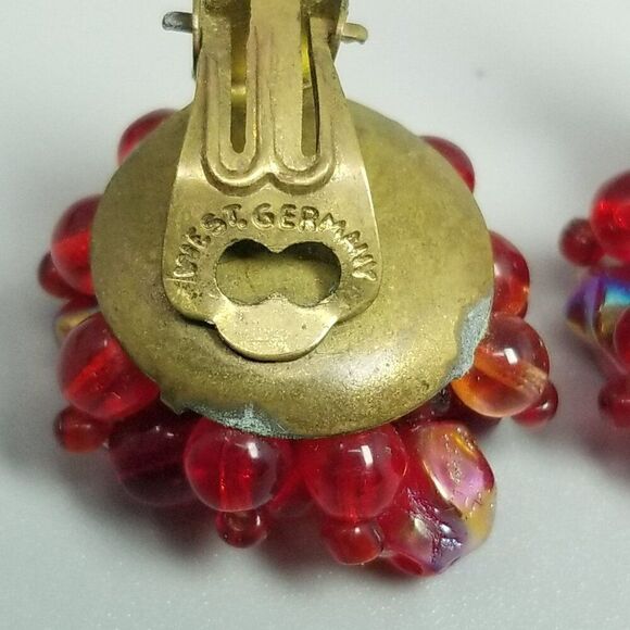 Vintage Retro Red Glass Beaded Cluster Clip On Earrings, Made in West Germany - Picture 4 of 7